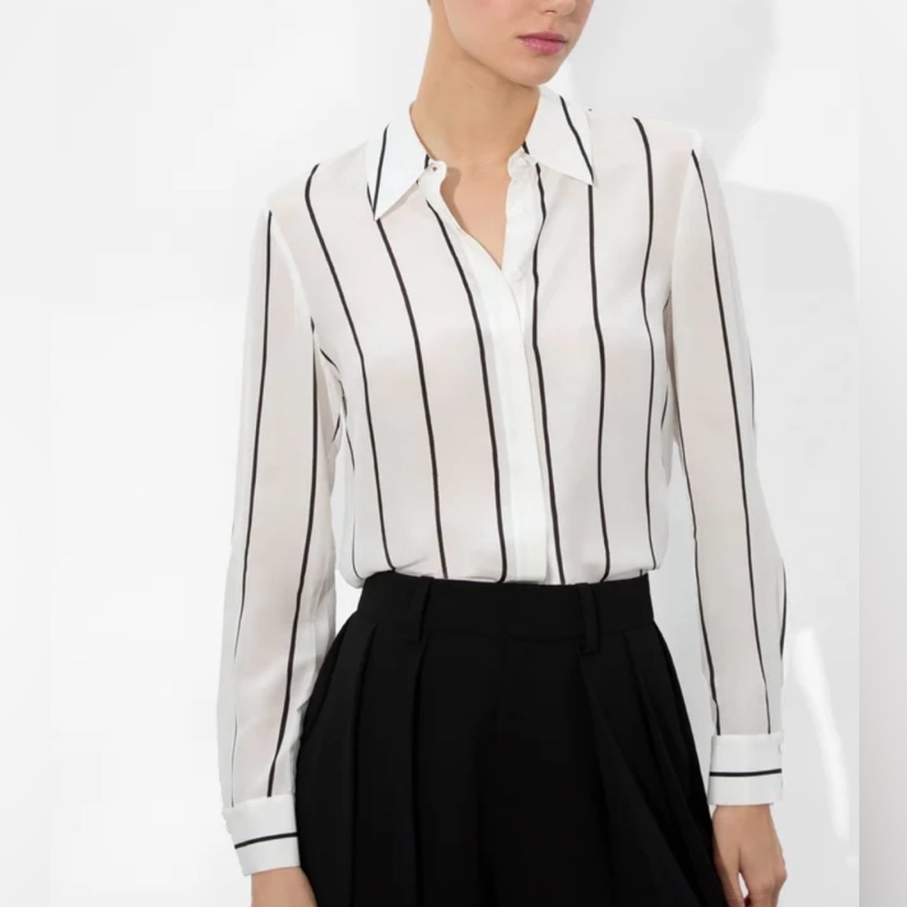 NWT Alice + Olivia Willa Silk Blouse